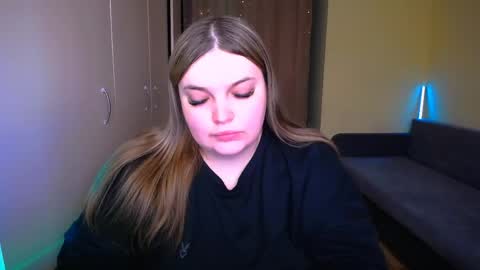 Snapshot of emma_dorn chatting on 29, 4, 2026 Eva online show from 29, 4, 2026