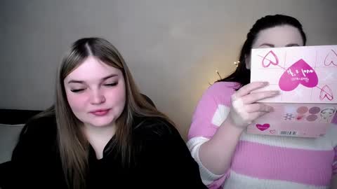 Snapshot of emma_dorn chatting on 3, 5, 2026 Eva online show from 3, 5, 2026