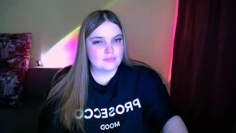 Snapshot of emma_dorn chatting on 6, 6, 2026 Eva online show from 6, 6, 2026