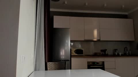 Emma online show from 15, 2, 2025