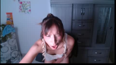 Snapshot of emma_jan_ chatting on 19, 5, 2026 Emma jan online show from 19, 5, 2026
