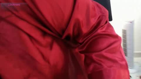 Snapshot of emma_jhomson chatting on 10, 4, 2026 Emma 3 online show from 10, 4, 2026