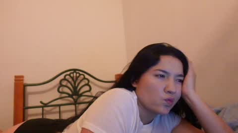 emma_johnson_ online show from 10, 10, 2025