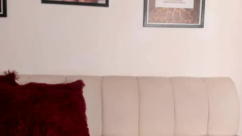 emma_jonness online show from 6, 4, 2026