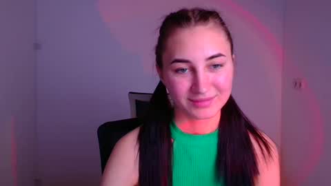 Emma online show from 5, 12, 2024