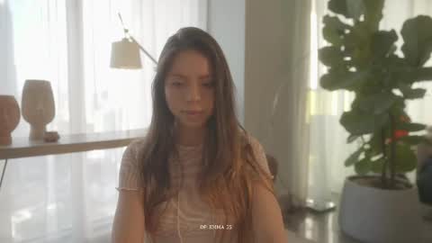 emma_lu1 online show from 14, 4, 2026