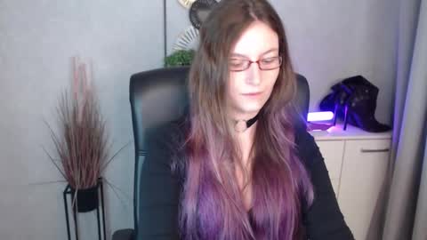 emma online show from 28, 10, 2025