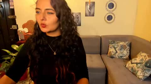  emma luxy online show from 20, 2, 2025