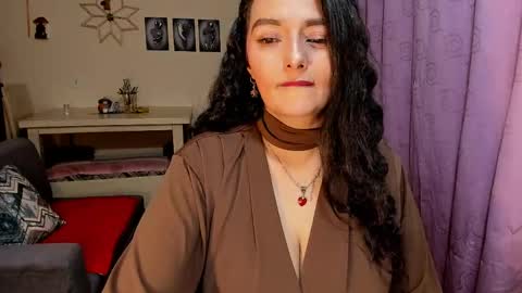 emma luxy online show from 11, 4, 2026