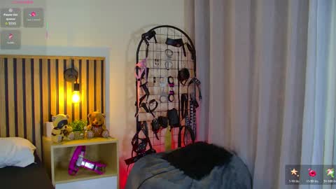 Snapshot of emma_morales_ chatting on 23, 4, 2026 Emma morales online show from 23, 4, 2026