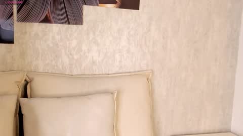 Emma Morgann online show from 10, 1, 2025