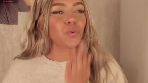 Emma Morgann online show from 24, 2, 2025