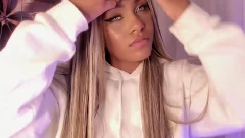 Emma Morgann online show from 11, 3, 2025