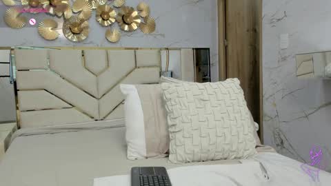 Emma online show from 20, 12, 2024