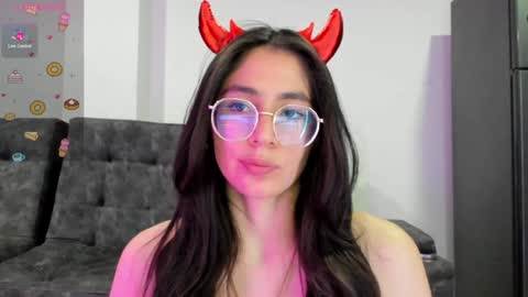 Emma online show from 1, 2, 2025