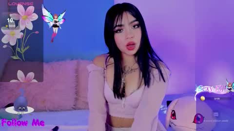 Snapshot of emma_soffia chatting on 23, 12, 2025 EMMA online show from 23, 12, 2025