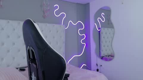 emma_visconti online show from 2, 10, 2025