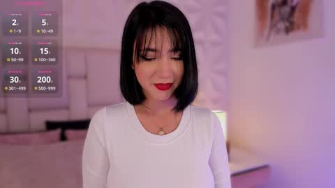 Snapshot of emma_woods__ chatting on 13, 10, 2025 emma_woods__ online show from 13, 10, 2025