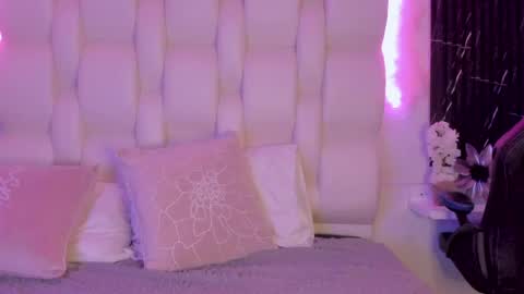 emmaa00_ online show from 16, 4, 2026