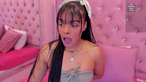 Snapshot of emmaebony_ chatting on 15, 9, 2025 emmaebony_ online show from 15, 9, 2025