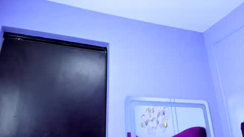 Snapshot of emmaebony_ chatting on 14, 11, 2025 emmaebony_ online show from 14, 11, 2025