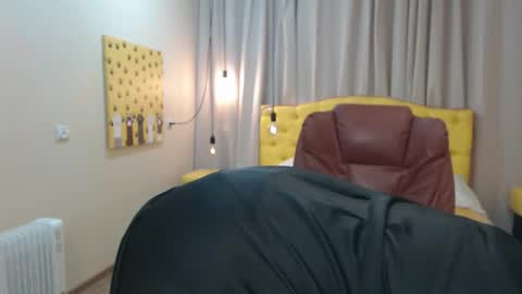 Snapshot of emmaellison924117 chatting on 1, 5, 2026 emmaellison924117 online show from 1, 5, 2026