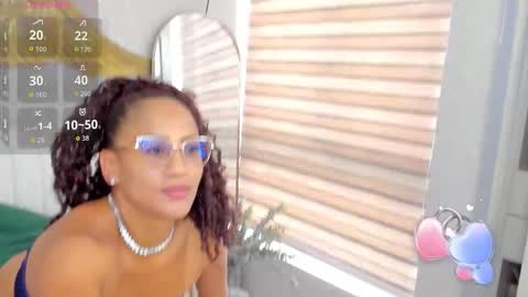 Snapshot of emmaferrary chatting on 13, 11, 2025 Emma Ferrary online show from 13, 11, 2025