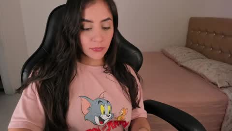 Snapshot of emmagrace99 chatting on 1, 5, 2026 Jennifer online show from 1, 5, 2026