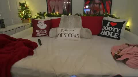 emmagray01 online show from 3, 12, 2025