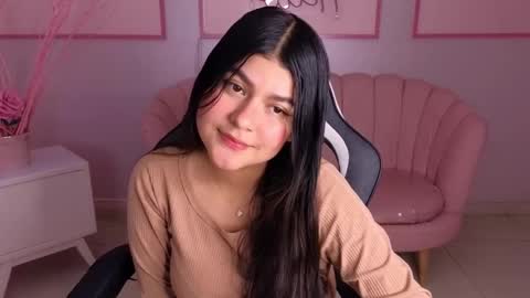 Snapshot of emmalee_a chatting on 27, 1, 2025 Emma online show from 27, 1, 2025
