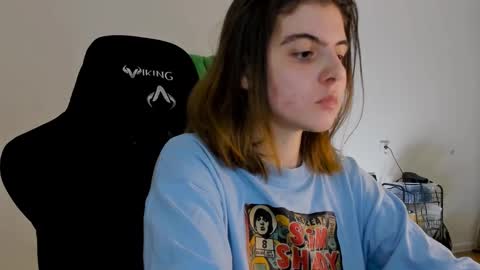 Snapshot of emmamon chatting on 9, 12, 2024 Emma online show from 9, 12, 2024