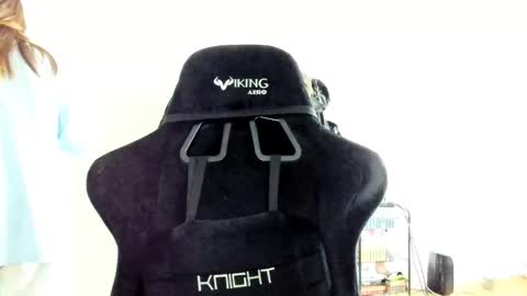 Snapshot of emmamon chatting on 24, 9, 2025 Emma online show from 24, 9, 2025