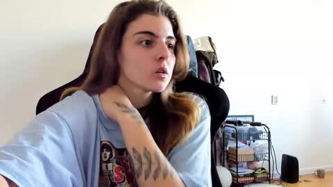 Snapshot of emmamon chatting on 27, 9, 2025 Emma online show from 27, 9, 2025