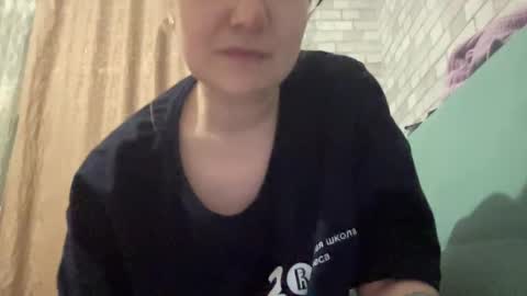 Snapshot of emmanoir_ chatting on 5, 3, 2025 emmanoir_ online show from 5, 3, 2025