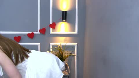 Emma online show from 10, 5, 2026