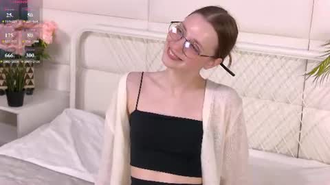 Snapshot of emmasagge chatting on 6, 7, 2026 Emma online show from 6, 7, 2026