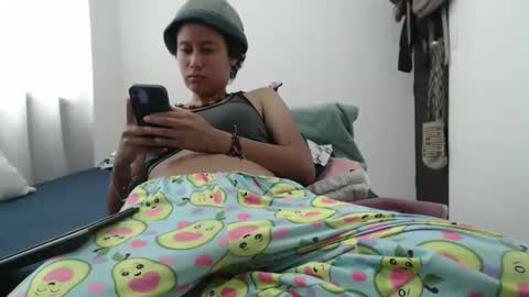 Snapshot of emmasweet95 chatting on 24, 4, 2026 emmasweet95 online show from 24, 4, 2026
