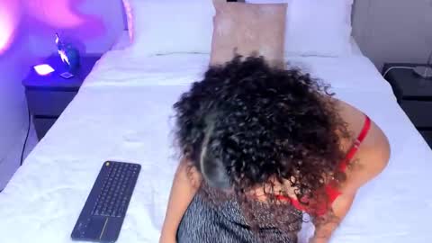 EMMAWILIAMS online show from 20, 11, 2025