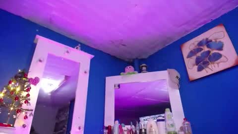 Emma  online show from 2, 12, 2025