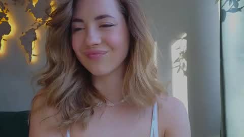 Miss Emmi online show from 19, 2, 2025