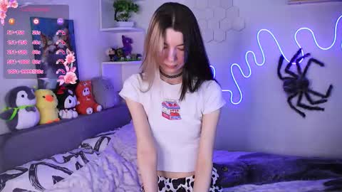 emmie_everly online show from 16, 2, 2026