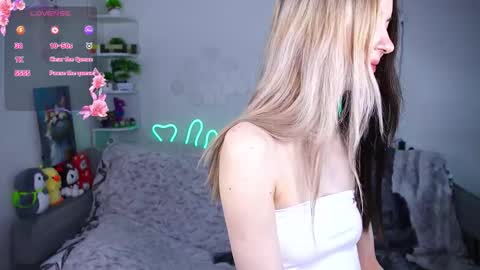 emmie_everly online show from 12, 3, 2026