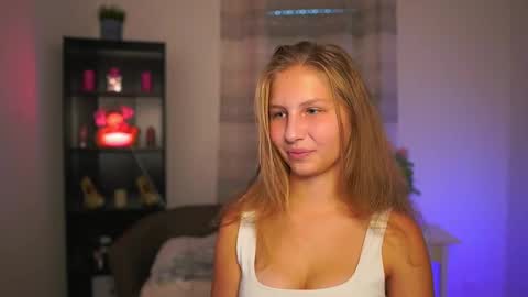 Emmie online show from 31, 10, 2025