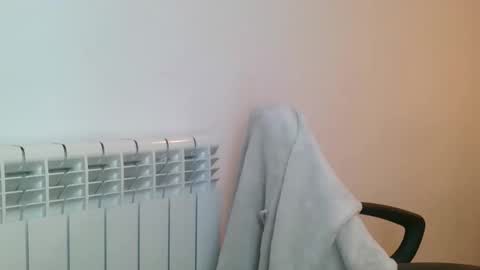 emmie online show from 24, 10, 2025