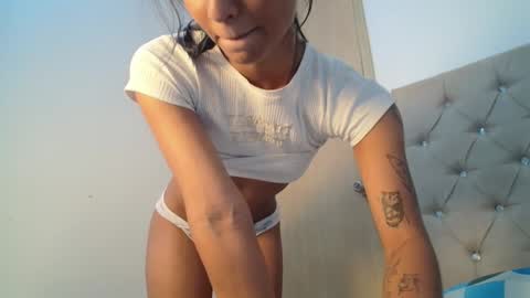 Snapshot of emmily_forever chatting on 5, 12, 2024 emmily online show from 5, 12, 2024