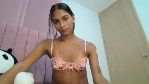 Snapshot of emmily_forever chatting on 7, 2, 2025 emmily online show from 7, 2, 2025