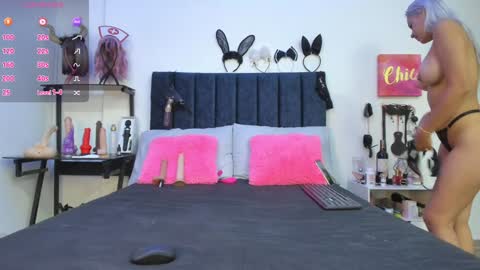 Snapshot of emmily_giraldo chatting on 3, 2, 2025 online show from 3, 2, 2025