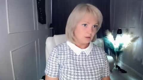 emmmam online show from 13, 9, 2025