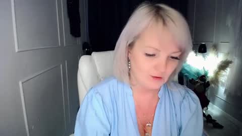 Snapshot of emmmam chatting on 19, 1, 2026 emmmam online show from 19, 1, 2026