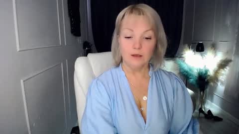 Snapshot of emmmam chatting on 25, 2, 2026 emmmam online show from 25, 2, 2026